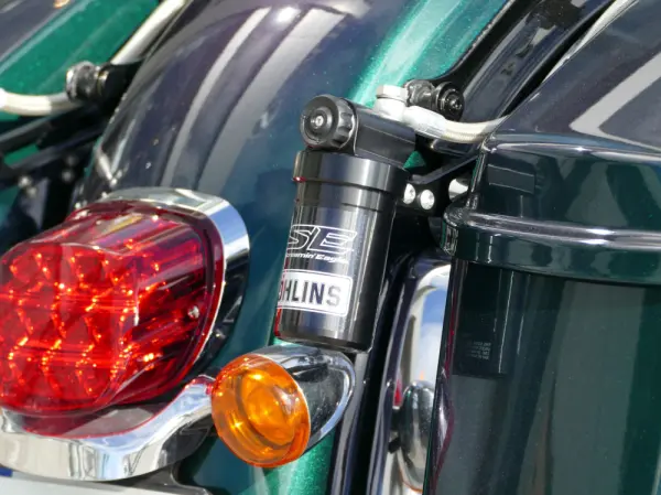 Harley-Davidson FL FLTRK ROAD GLIDE LIMITED 32