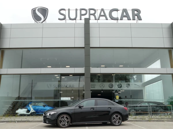 Mercedes-Benz A 250 Limousine e AMG Line 36