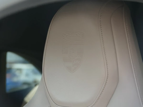 Porsche Taycan Sport Turismo 4S 30
