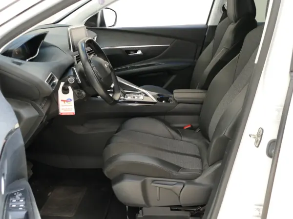 Peugeot 3008 1.6 Hybrid Allure Pack e-EAT8 24