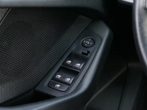 BMW 116 d Corporate Edition Auto 32