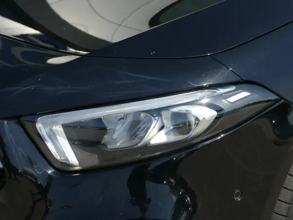 Mercedes-Benz A 250 e Progressive 9