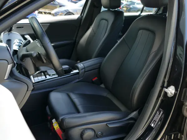 Mercedes-Benz A 250 e Progressive 24