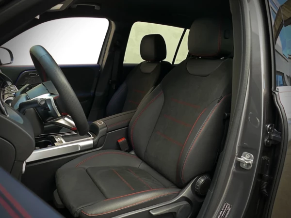 Mercedes-Benz GLB 180 d AMG Line 25