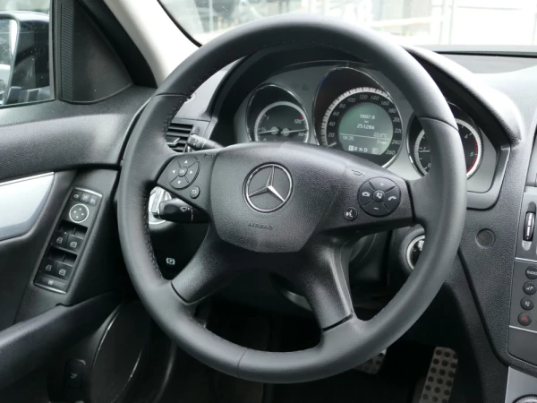 Mercedes-Benz C 250 CDi Avantgarde BE Aut. 33
