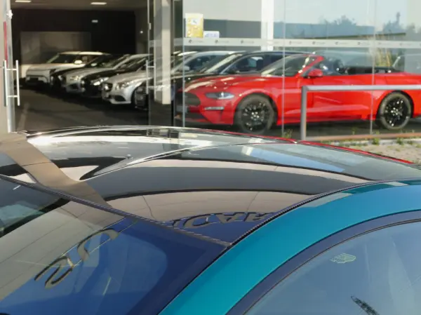 Aston Martin Vantage Coupe V8 15