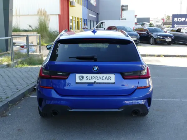 BMW 330 e Pack Desportivo M Auto 4