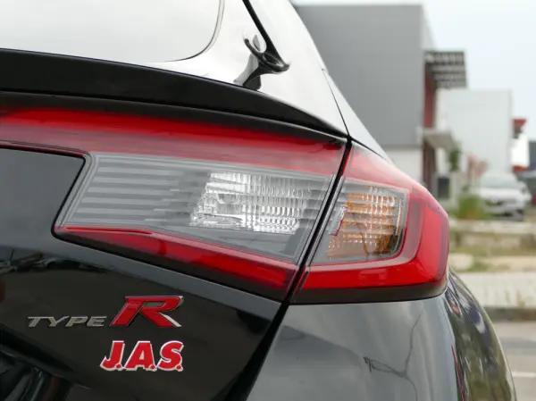Honda Civic 2.0 i-VTEC Type-R 13
