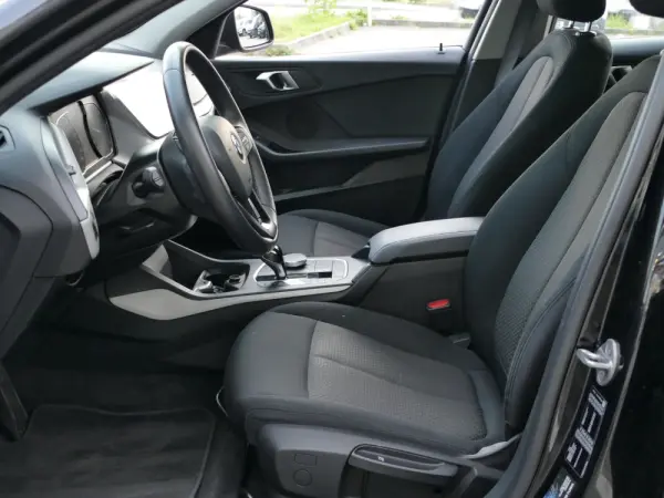 BMW 116 d Corporate Edition Auto 25