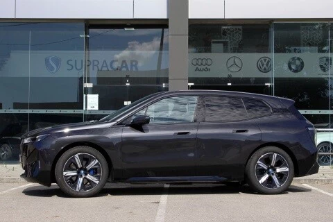 BMW iX xDrive 40 4