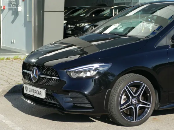 Mercedes-Benz B 250 e AMG Line 3