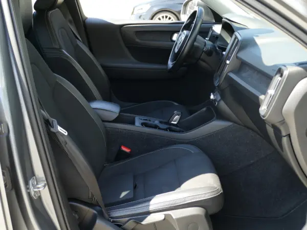 Volvo XC 40 2.0 D3 Geartronic 31