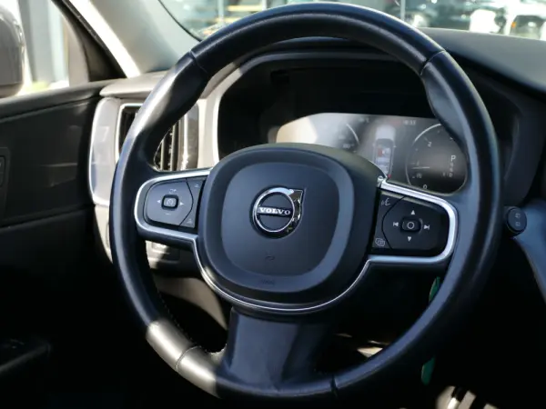 Volvo XC 60 2.0 D4 Momentum Geartronic 37
