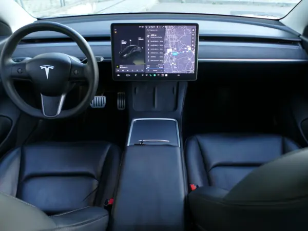 Tesla Model 3 Performance Dual Motor AWD 32