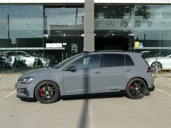Volkswagen Golf 2.0 TSI GTi TCR DSG 41