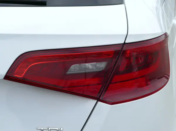 Audi A3 Sportback 1.6 TDI Advance Ultra 10
