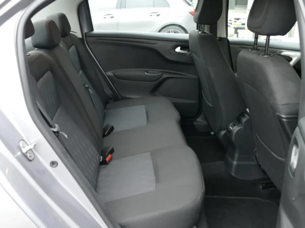 Citroën C-Elysée 1.5 BlueHDi Shine 13