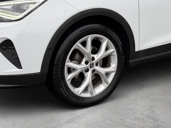 SEAT Arona 1.0 TSI FR 8