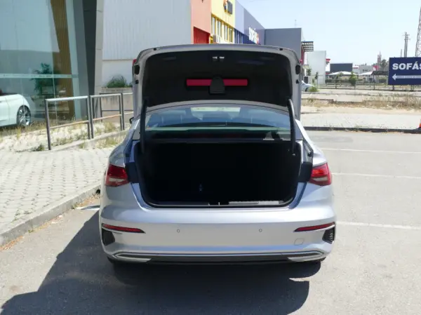 Audi A3 Limousine 30 TDI 13