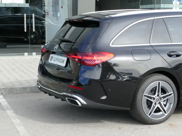 Mercedes-Benz C 300 e AMG Line 6