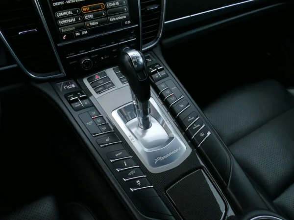 Porsche Panamera S e-Hybrid 24