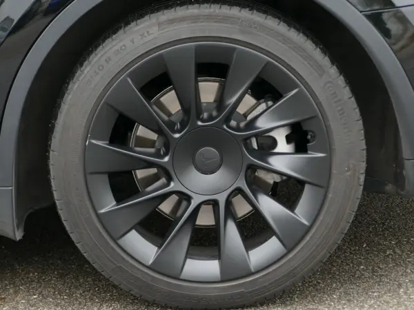 Tesla Model Y Tração Traseira 7