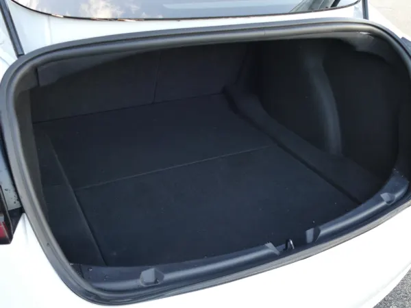 Tesla Model 3 Performance Dual Motor AWD 12