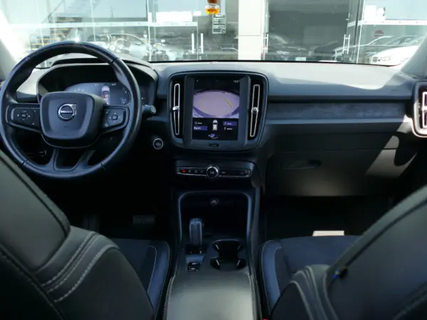 Volvo XC 40 2.0 D3 Geartronic 38