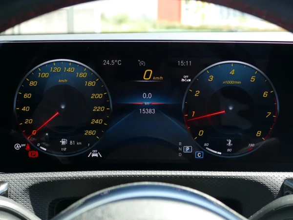 Mercedes-Benz CLA 200 Shooting Brake AMG Line Aut. 12