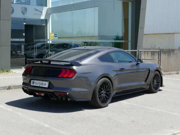 Ford Mustang GT Bullit 4