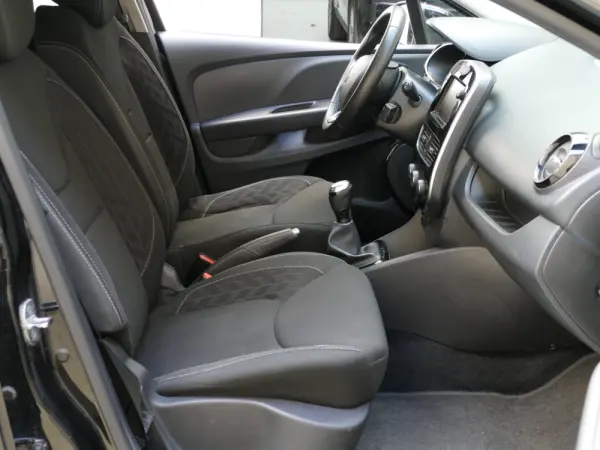 Renault Clio Sport Tourer 0.9 TCe Limited 27