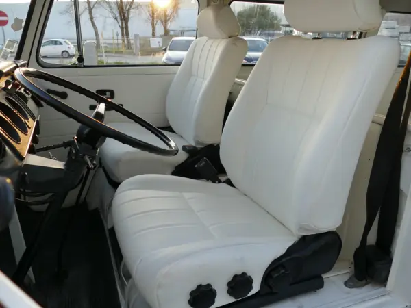 Volkswagen Type 2 23