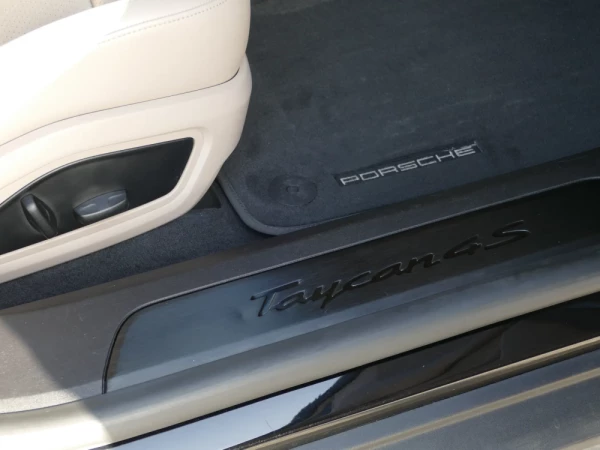 Porsche Taycan Sport Turismo 4S 35
