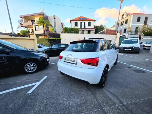 Audi A1 Sportback 2.0 TDi S-line 7