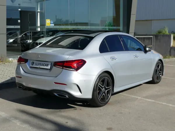 Mercedes-Benz A 200 Limousine AMG Line Aut. 4