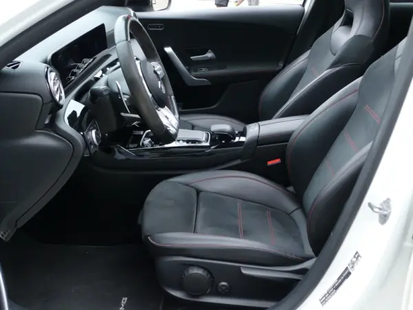 Mercedes-Benz A 35 AMG 4Matic 27