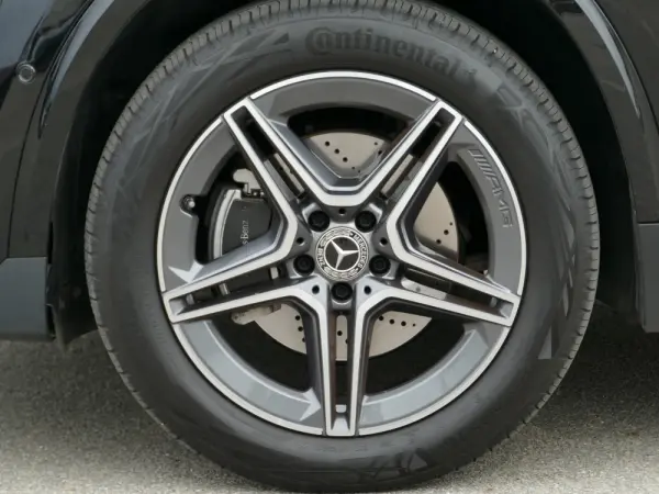Mercedes-Benz GLA 250 e AMG Line 7