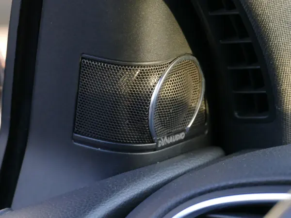 Volkswagen Golf 2.0 TSi GTI DSG 33