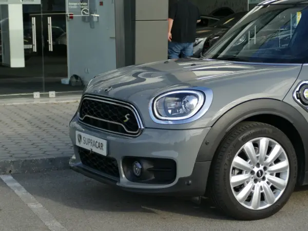 MINI Countryman Cooper SE ALL4 Auto 3
