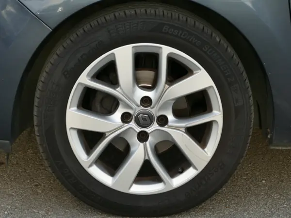 Renault Clio Sport Tourer 0.9 TCe Limited 7