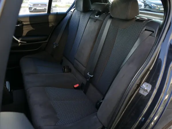 BMW 116 d Pack M Shadow 32