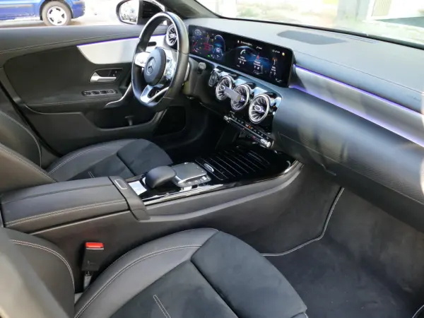 Mercedes-Benz CLA 250 e Shooting Brake AMG Line 25