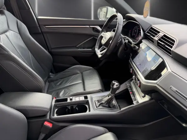 Audi Q3 35 TFSI S line S tronic 15