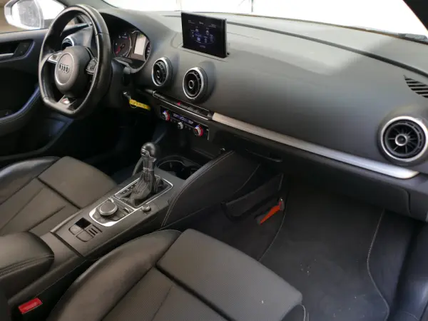 Audi A3 Limousine 1.6 TDI S-line S tronic 28
