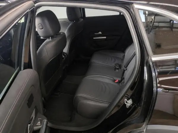 Mercedes-Benz EQA 250 Progressive 6
