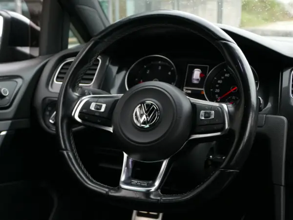 Volkswagen Golf Variant 2.0 TDI GTD DSG 37