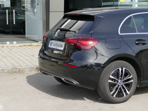 Mercedes-Benz A 250 e Progressive 6