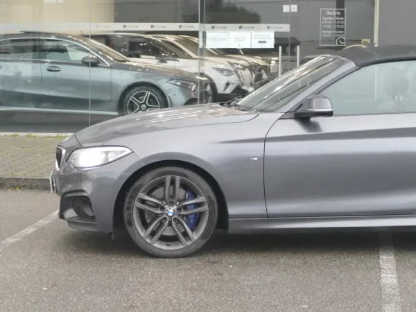 BMW 220 d Coupe Pack M Auto 11