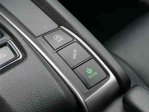 Honda Civic 1.6 i-DTEC Executive Premium 9AT 26