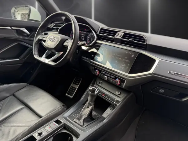 Audi Q3 35 TFSI S line S tronic 14